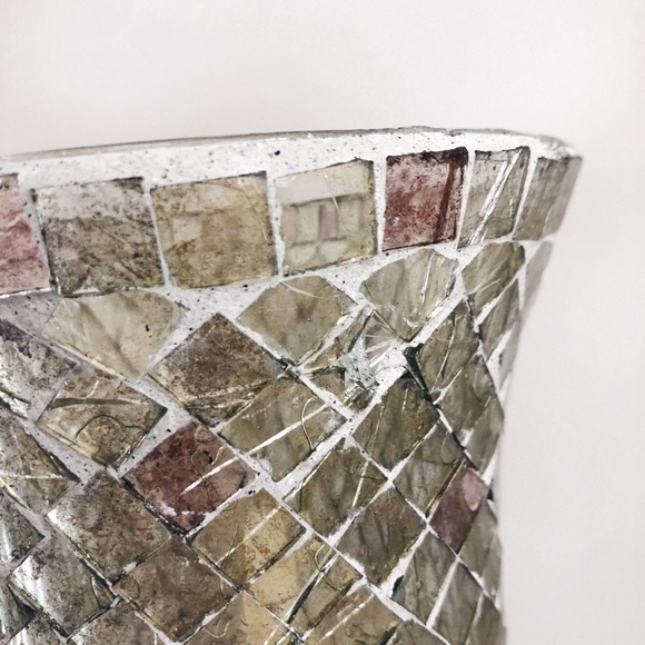 Glass Design Candle Holder - Picture 5 of 5